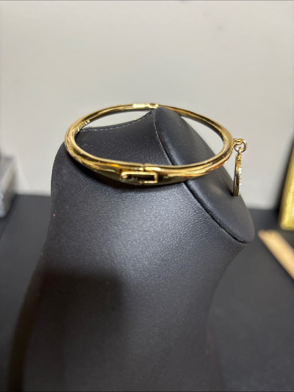 kate spade Virgo She’s Pretty Major Gold Bangle Bracelet Horoscope Charm - Picture 5 of 9